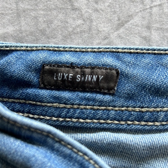 Torrid Luxe skinny jeans, light wash, 16R - Picture 3 of 4